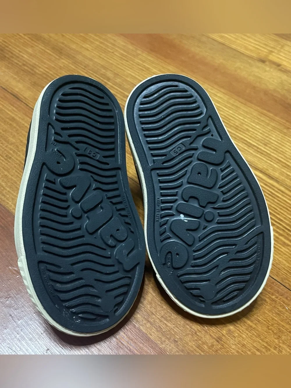 Native Shoes Jefferson Slip On Water Shoes in Black  Size 5